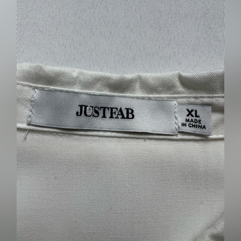 JustFab Ivory Rayon Sheer Button Down Office Career Fall Layering - Picture 3 of 11